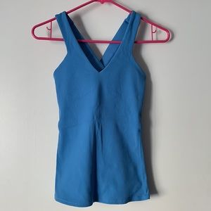 NWT Alo Yoga Elevate Rib Tank in Blue